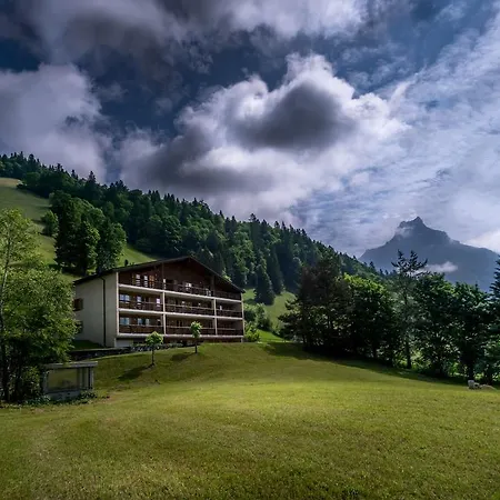 Bed & Breakfast Haus 100 Engelberg